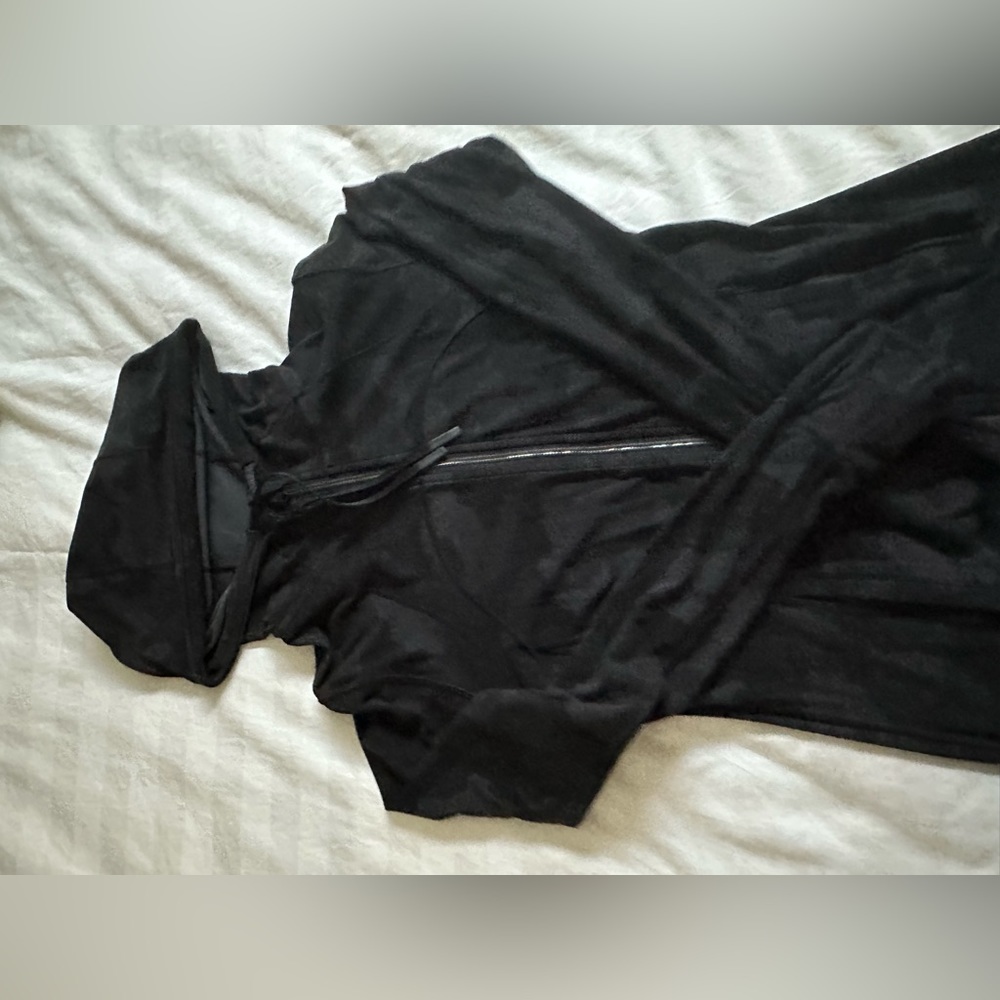 LULULEMON define jacket with hood